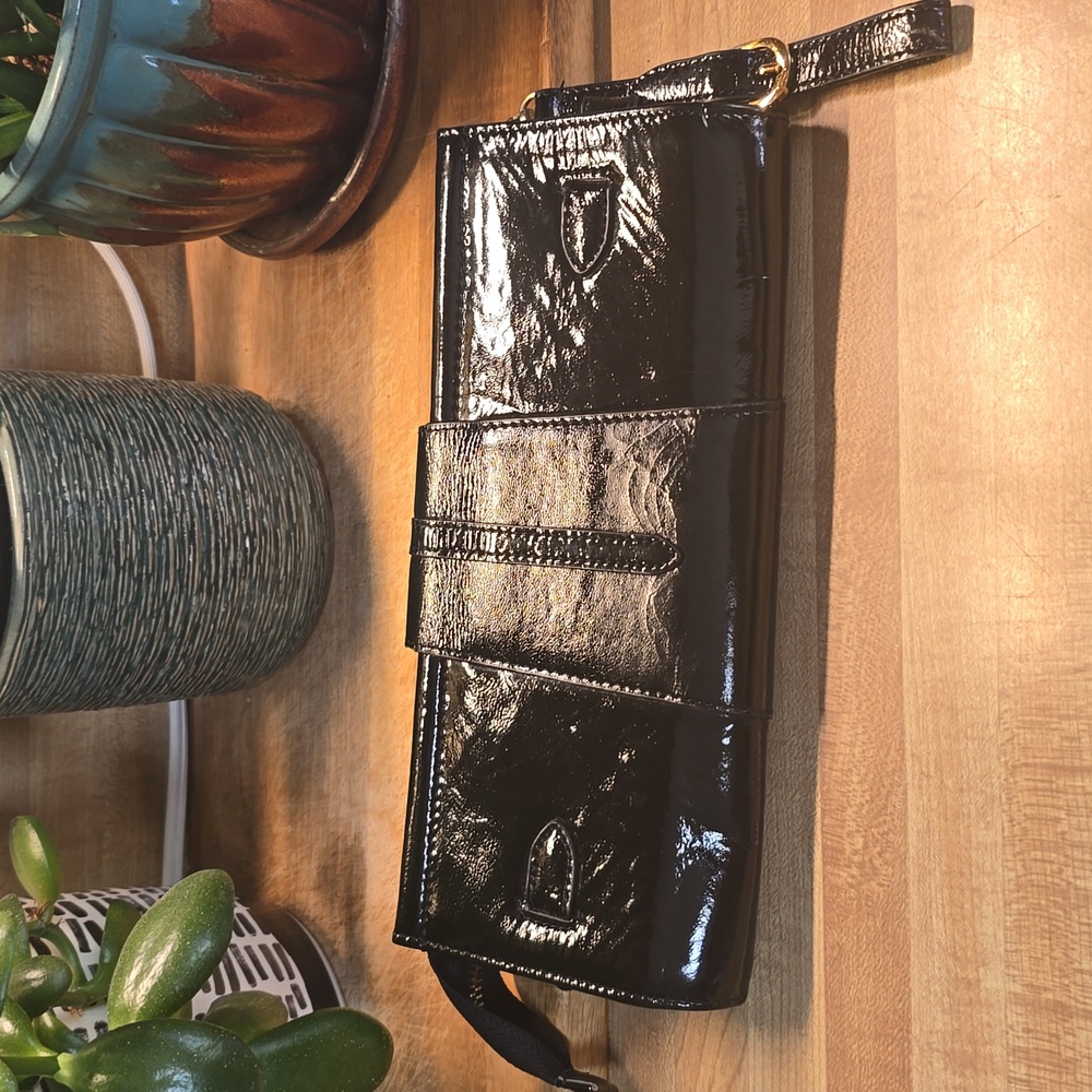 JIMMY CHOO TULITA  Crunch Black Patent  Leather Clutch/Wristlet - Picture 3 of 6